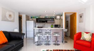 Imagem da galeria de Exceptional Costa del Sol Villa Apartment BALCON DE TORROX for 4 Heated pool Amazing views & quality em Torrox mais 38 fotografias