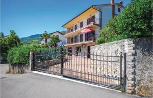 Nespecifikovaný výhled na hory nebo výhled na hory při pohledu z apartmánu