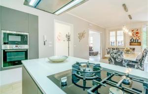 A kitchen or kitchenette at Villa Cristina