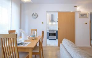 Kuchyň nebo kuchyňský kout v ubytování Apartment Fazana Lxvi + 13 fotografií