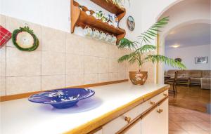Galeriebild der Unterkunft 3 Bedroom Awesome Apartment In Senj in Senj