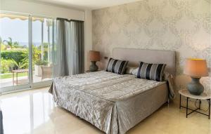 Posteľ alebo postele v izbe v ubytovaní Gorgeous Home In Marbella