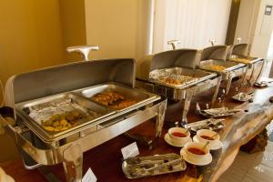 Makanan di atau berdekatan hotel