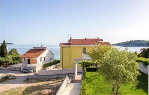 Příroda nedaleko apartmánu + 21 fotografií