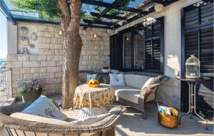 Posezení v ubytování Holiday Home Poljicka Cesta I