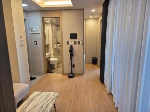 Koupelna v ubytování The solid residence - Elbon the stay by haeundae + 37 fotografií
