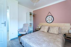 JoeufにあるChambre Sophie - 2 SDB - Balcon - WIFI - Parkingのギャラリーの写真