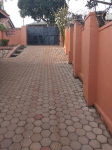 Φωτογραφία από το άλμπουμ του Buladde Guest House - Abayita Ababiri σε Kitubulu