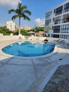 アカプルコにあるCondominio Astoria Suite de lujo con vista al marのギャラリーの写真