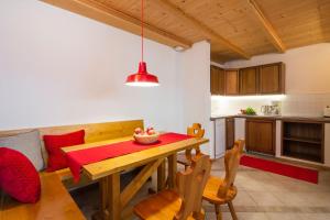 A kitchen or kitchenette at Stelvio Residence
