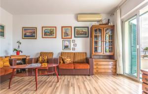 Posedenie v ubytovaní Apartment Makarska With Sea View 5