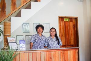 Členové personálu v ubytování Wilcon Guesthouse Catulayan + 30 fotografií