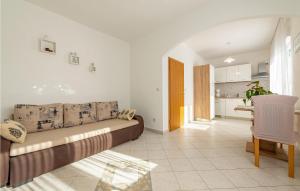 Posedenie v ubytovaní Cozy Apartment In Zadar + 25 fotografií