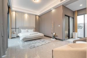 Postel nebo postele na pokoji v ubytování T M L-Jomtien Beach 4 bedrooms - independent swimming pool and KTV