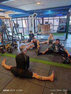 Majutusasutuse Mystic Vibes International Fitness Commune külastajad