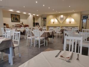 Restaurace v ubytování Albergo Conte Max