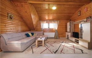 Posedenie v ubytovaní Two-Bedroom Apartment In Velika Gorica