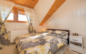 Postel nebo postele na pokoji v ubytování Two-Bedroom Apartment In Velika Gorica