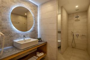 Kúpeľňa v ubytovaní Minos Hotel