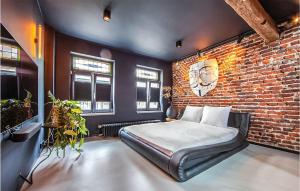 Katil atau katil-katil dalam bilik di Gorgeous Home In Roermond With Kitchen
