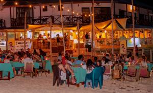 Επισκέπτες που μένουν στο Baraka Beach Bungalows