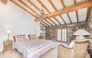 Posteľ alebo postele v izbe v ubytovaní 3 Bedroom Cozy Home In Taulis