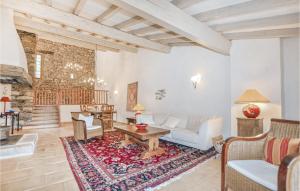 Posedenie v ubytovaní 3 Bedroom Cozy Home In Taulis