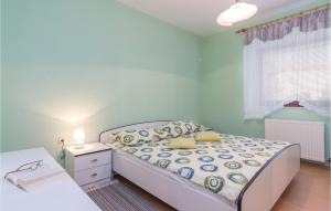 Posteľ alebo postele v izbe v ubytovaní Three-Bedroom Holiday Home In Buje