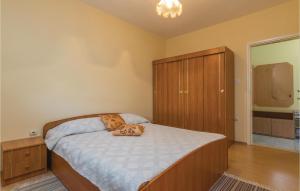 Posteľ alebo postele v izbe v ubytovaní Three-Bedroom Holiday Home In Buje