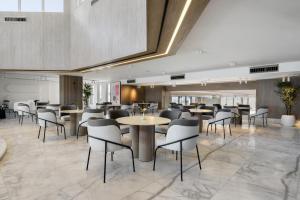 A restaurant or other place to eat at Flow Spectrum Resort Sahl Hasheesh