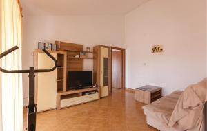 TV a/nebo společenská místnost v ubytování Apartment Trogir Ul, F,tudmana
