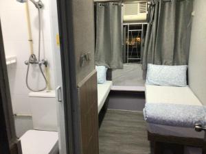 Ruang duduk di Ajit guest house