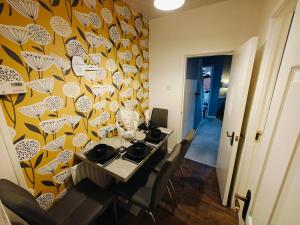 Χώρος καθιστικού στο 2br Fortuna Meadow