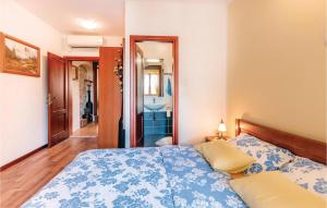 Postel nebo postele na pokoji v ubytování Holiday Home Trgovacka Iii