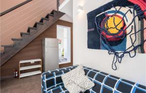 Fotografie z fotogalerie ubytování Cozy Apartment In Porozina With Wifi v destinaci Porozina