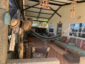 Ruang duduk di Zéfiro Hostal