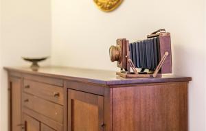 Fotografie z fotogalerie ubytování Four-Bedroom Holiday Home In Kastel Novi v destinaci Kaštel Novi
