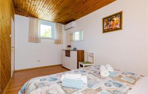 Fotografie z fotogalerie ubytování Lovely Home In Orasac With Wifi v destinaci Orasac