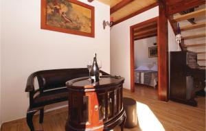 Posezení v ubytování One-Bedroom Holiday Home In Smokvica