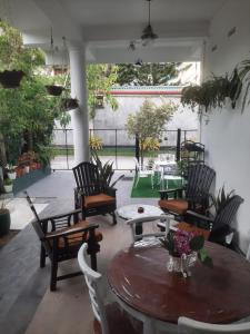 Zona d'estar a Weerakoon Garden Guest