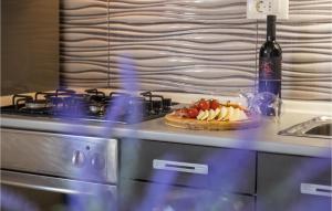 Zdjęcie z galerii obiektu Awesome Home In Rovinj With Kitchen w Rovinj