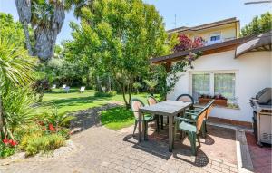 Gallery image of Pet Friendly Home In Fiumicino in Fiumicino +30 photos