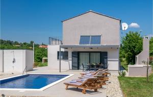 Bazén v ubytování Stunning Home In Barban With Wifi nebo v jeho okolí