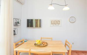 Fotografie z fotogalerie ubytování One-Bedroom Apartment In Vinisce v destinaci Vinišće