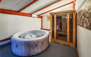 Fotografie z fotogalerie ubytování Awesome Home In Gornji Velemeric v destinaci Gornji Velemerić