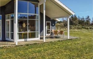 Zahrada ubytování Holiday Home Fjand Strand Ulfborg Xii