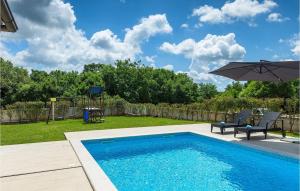 Hồ bơi trong/gần Villa Mara Svetvincenat