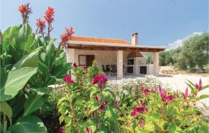 Zahrada ubytování One-Bedroom Holiday Home In Smokvica