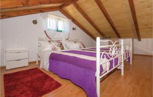 Postel nebo postele na pokoji v ubytování One-Bedroom Holiday Home In Smokvica