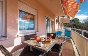 Μπαλκόνι ή βεράντα στο Nice Apartment In Rijeka With Wifi
